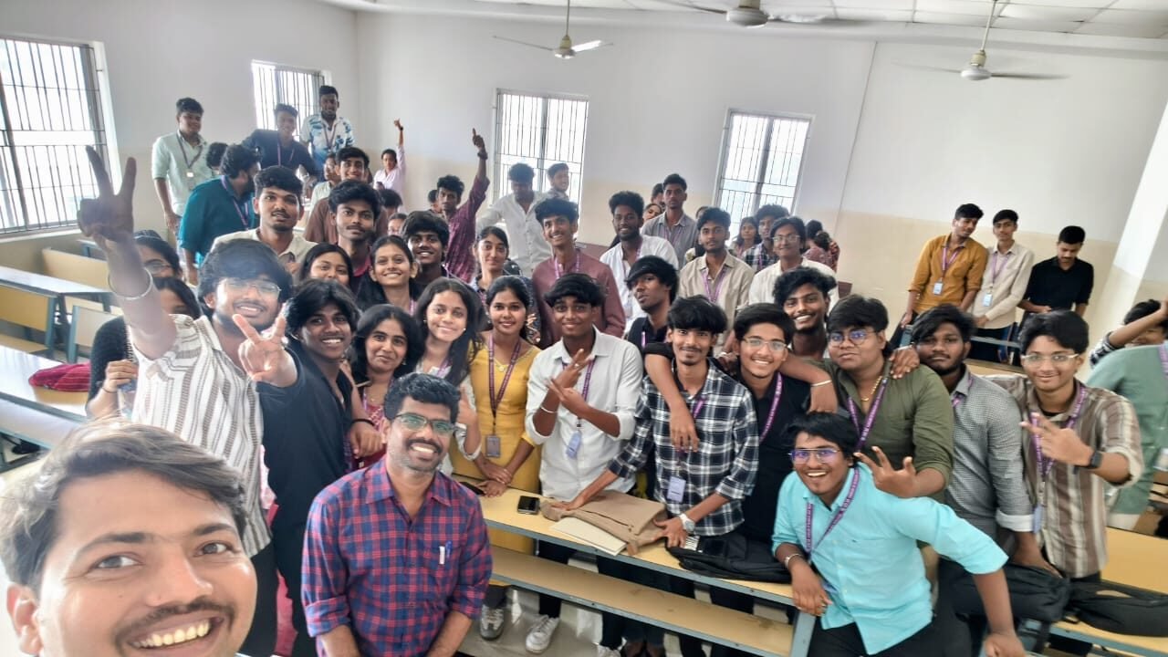 WhatsApp Image 2025-09-12 at 22.33.34_0f15016c