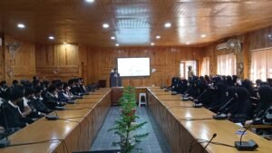 gov-degree-collage-17