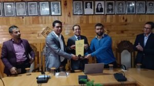 gov-degree-collage-19