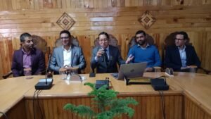 gov-degree-collage-21