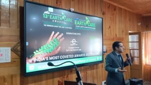 gov-degree-collage-28